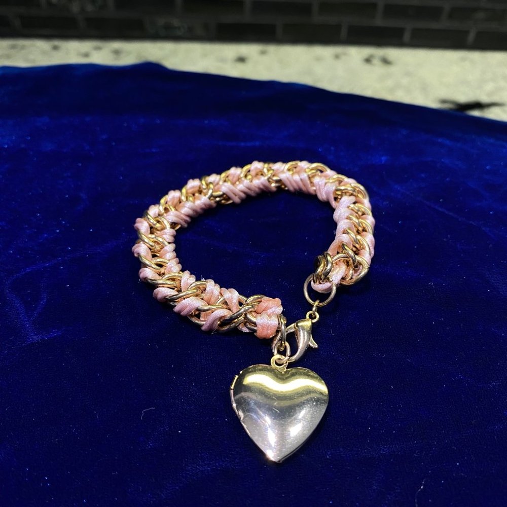Heart Ribbon Locket - Picture 4 of 5